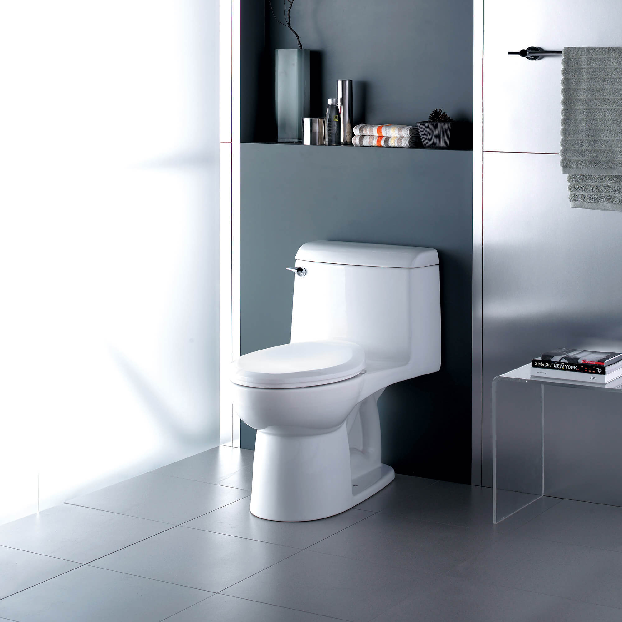 American Standard Champion 4 Elongated One-Piece Toilet 1.6 GPF with Toilet Seat - Image 5